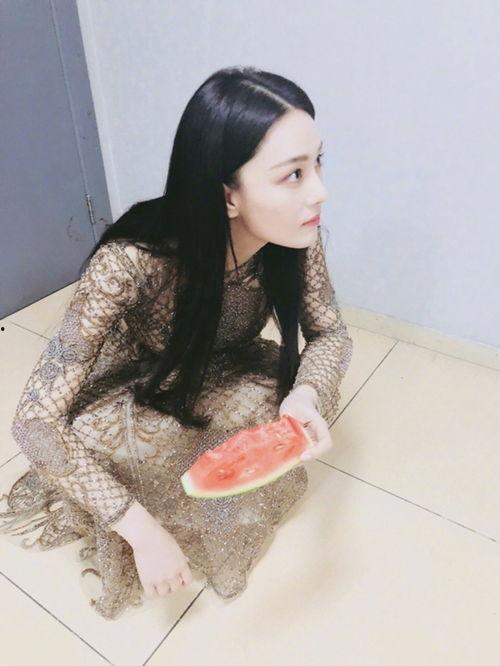 秦璐吃瓜,揭秘娱乐圈背后的那些事儿