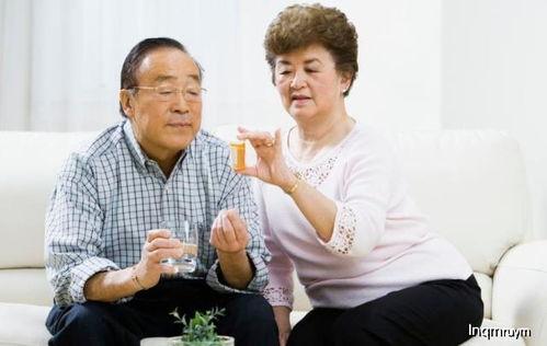 湖北老人吃瓜自首,警民携手化解误会