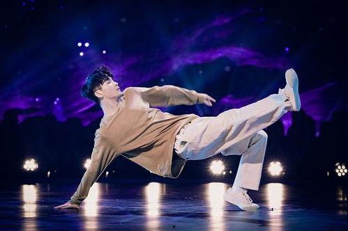 舞蹈风暴最新吃瓜,揭秘幕后风云，明星舞者背后的“吃瓜”故事